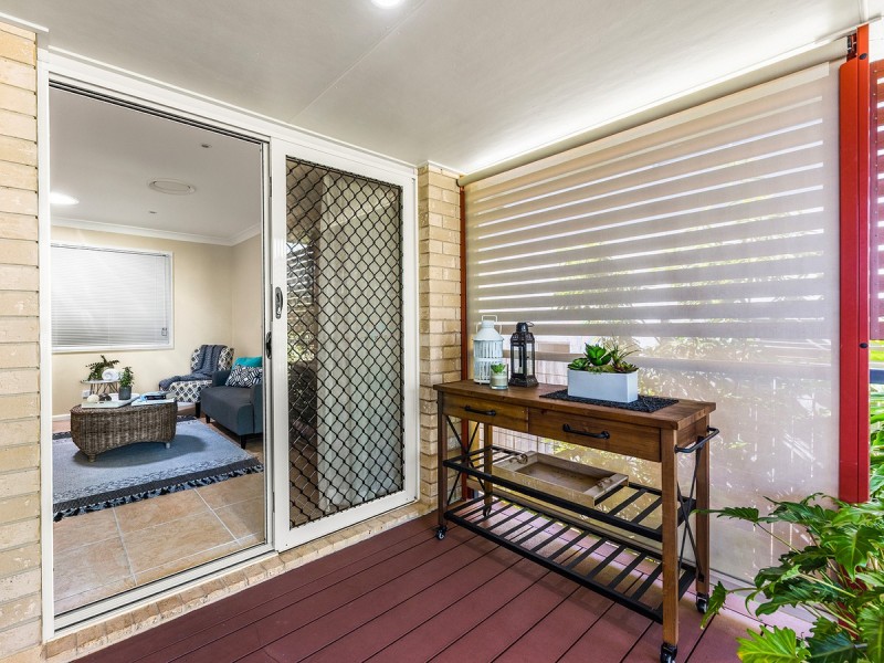 15 Moncrief Road, Cannon Hill QLD 4170