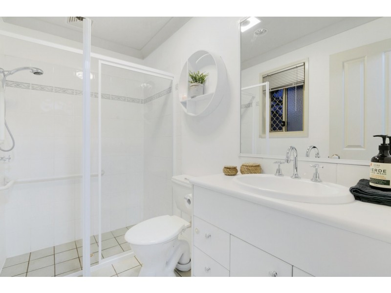 54 Isaacs Way, Wakerley QLD 4154