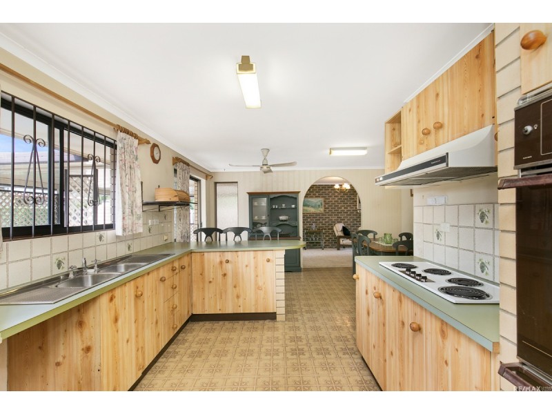 50 Sherborne Street, Carindale QLD 4152