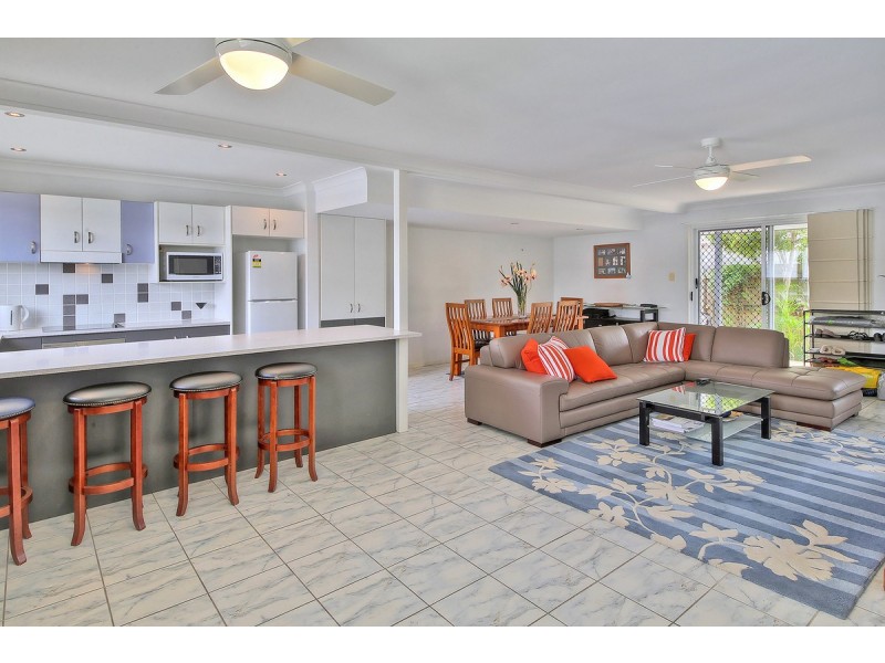 8/28 Hill Crescent, Carina Heights QLD 4152
