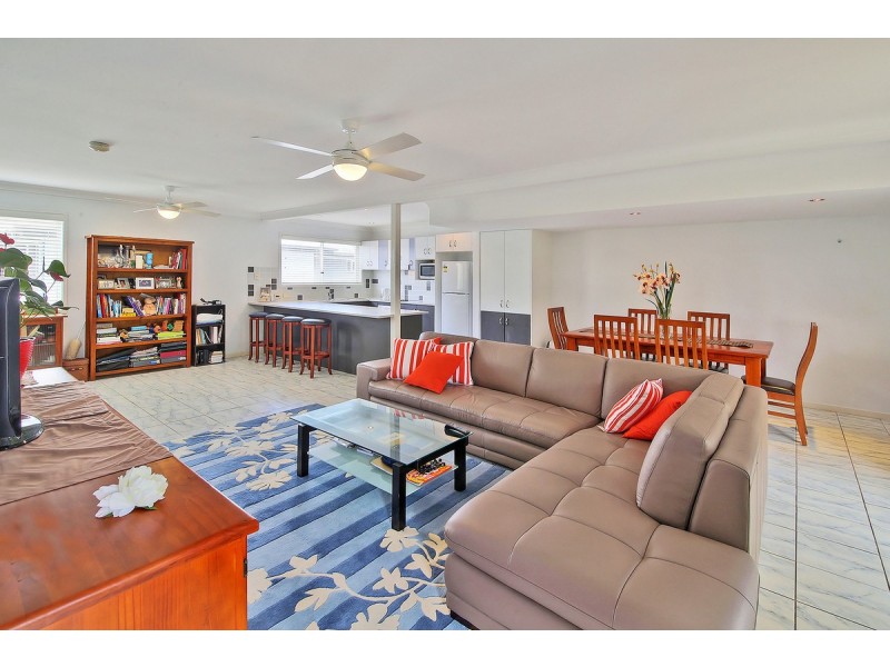 8/28 Hill Crescent, Carina Heights QLD 4152