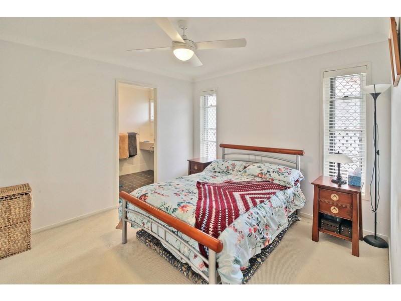 8/28 Hill Crescent, Carina Heights QLD 4152