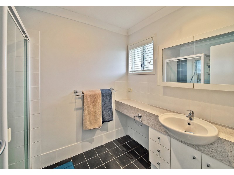 8/28 Hill Crescent, Carina Heights QLD 4152