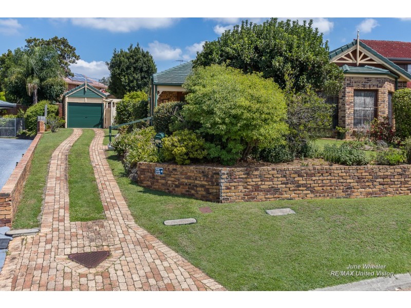 31 Breadalbane Street, Carindale QLD 4152