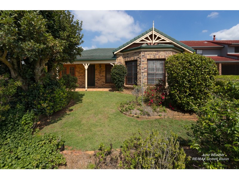 31 Breadalbane Street, Carindale QLD 4152