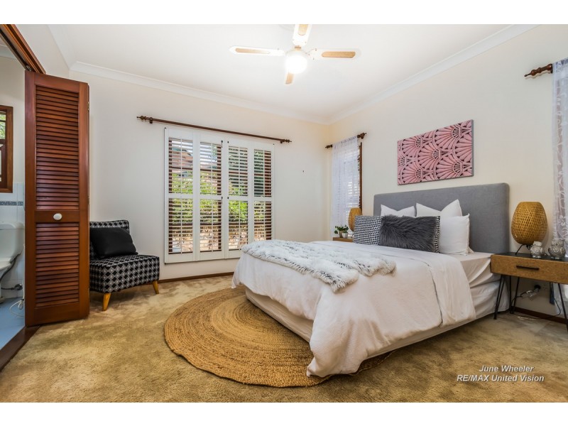 31 Breadalbane Street, Carindale QLD 4152