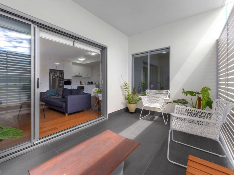 102/22 Adelaide Street, Carina QLD 4152