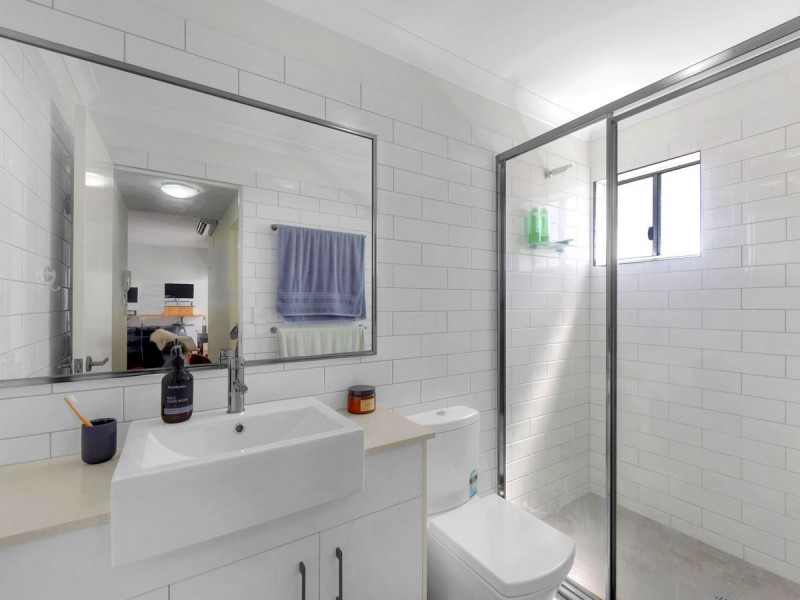 102/22 Adelaide Street, Carina QLD 4152