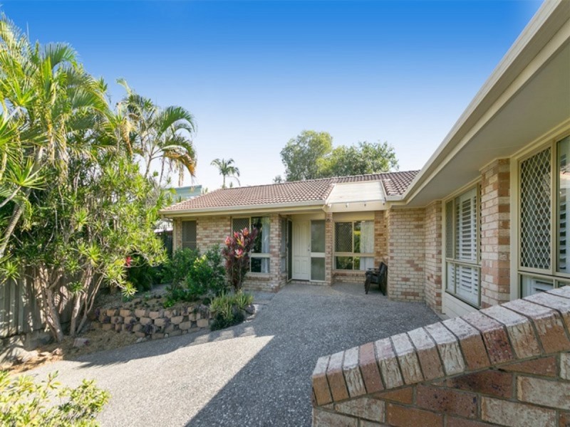 8 Olivia Drive, Carina Heights QLD 4152