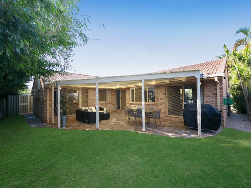 8 Olivia Drive, Carina Heights QLD 4152