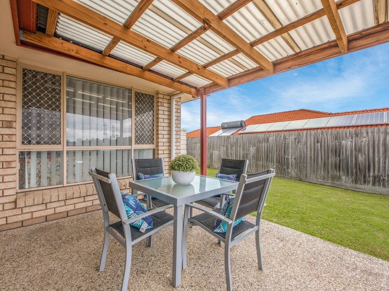 84 Silky Oak Crescent, Carindale QLD 4152