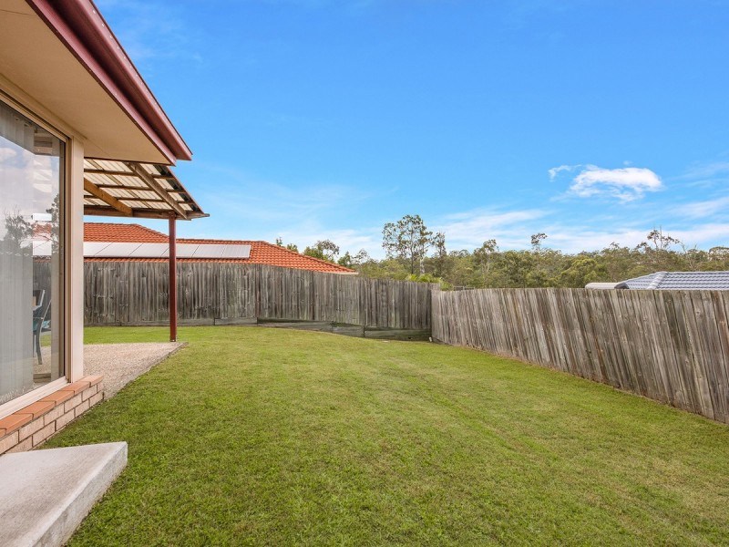 84 Silky Oak Crescent, Carindale QLD 4152