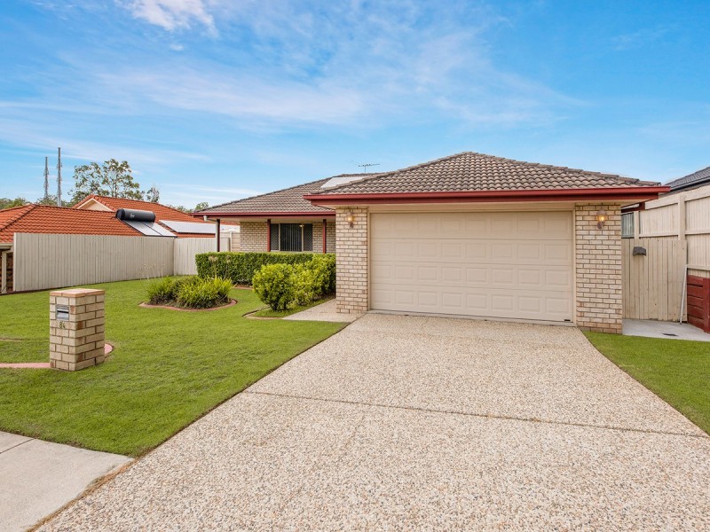 84 Silky Oak Crescent, Carindale QLD 4152