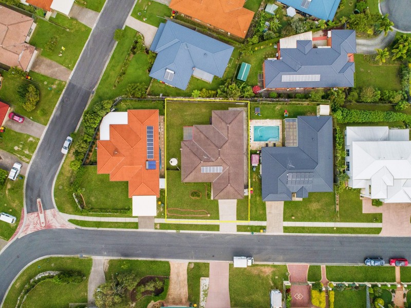 84 Silky Oak Crescent, Carindale QLD 4152