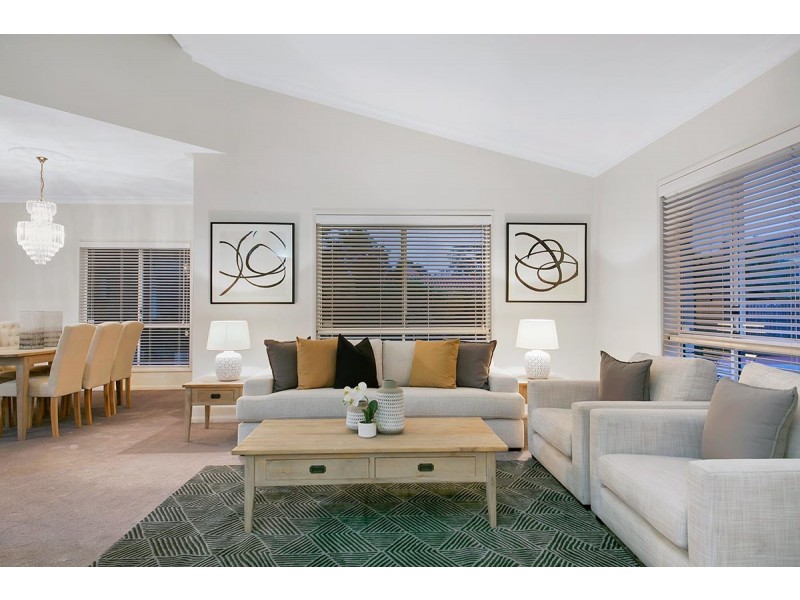 12 Homewood Place, Carindale QLD 4152