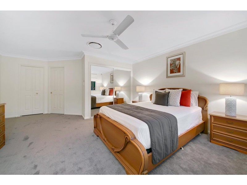 12 Homewood Place, Carindale QLD 4152