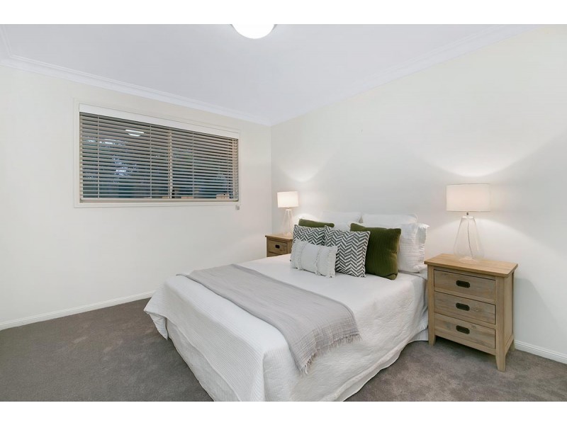 12 Homewood Place, Carindale QLD 4152