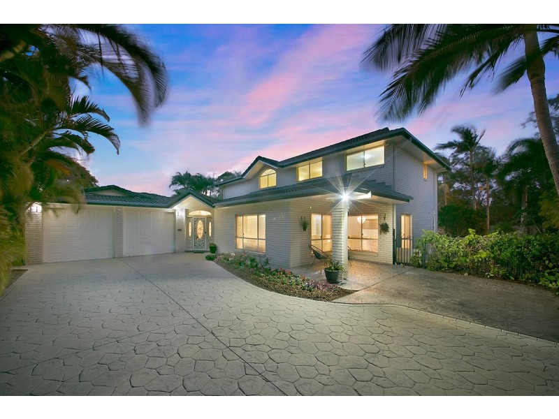 12 Homewood Place, Carindale QLD 4152