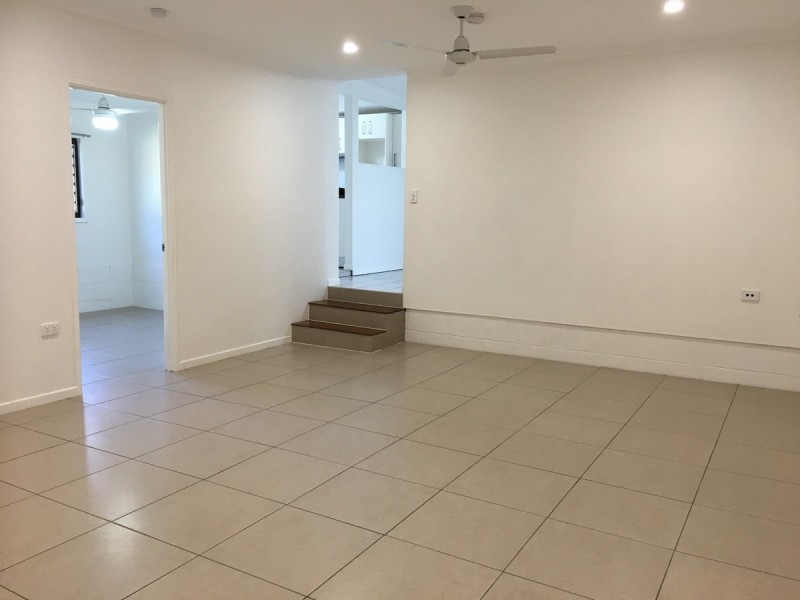 1344B Old Cleveland Road, Carindale QLD 4152