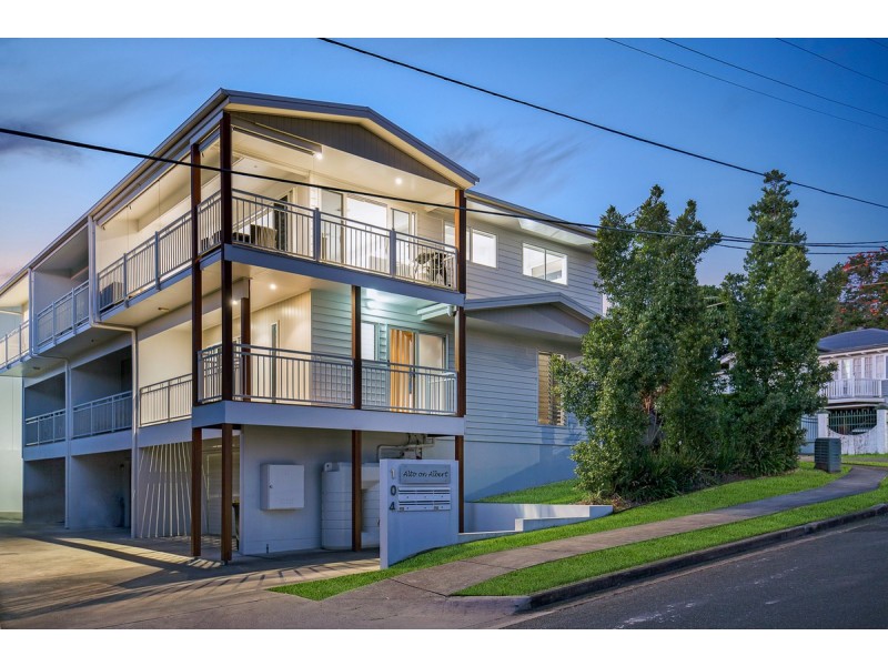 1/104 Albert Street, Camp Hill QLD 4152