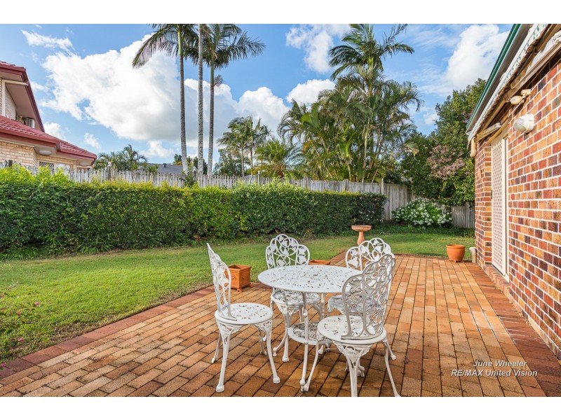 20 Oakmont Street, Carindale QLD 4152