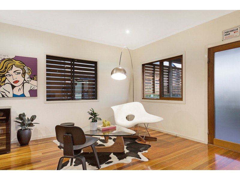 32 Cyril Street, Camp Hill QLD 4152