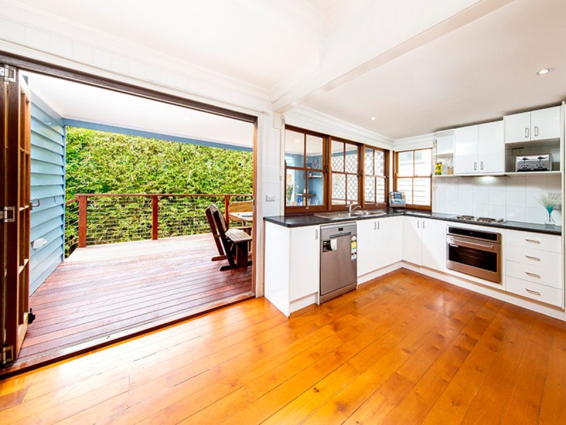 253 Nursery Road, Holland Park QLD 4121