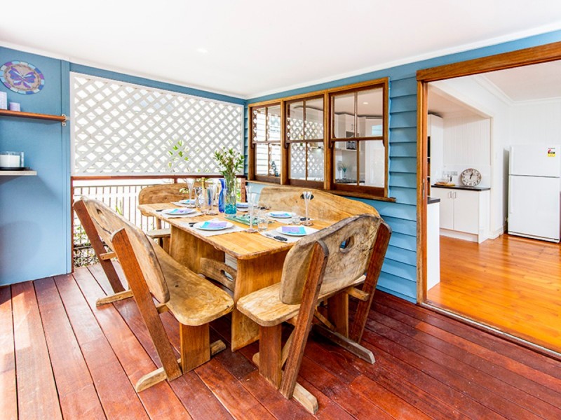 253 Nursery Road, Holland Park QLD 4121