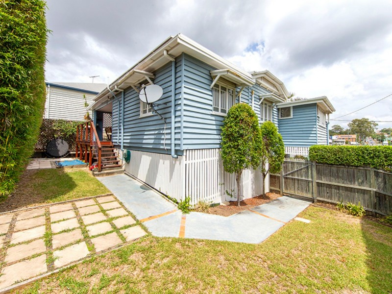 253 Nursery Road, Holland Park QLD 4121
