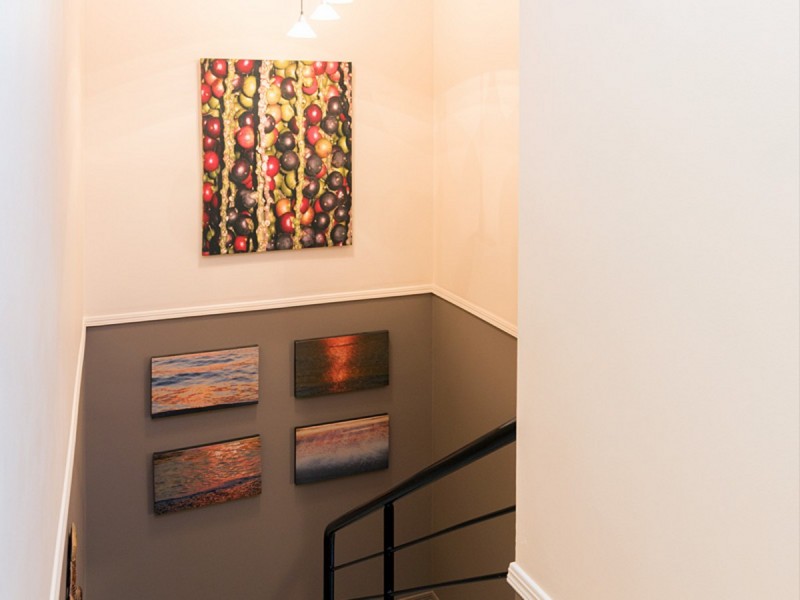 4 Kuhler Court, Carindale QLD 4152