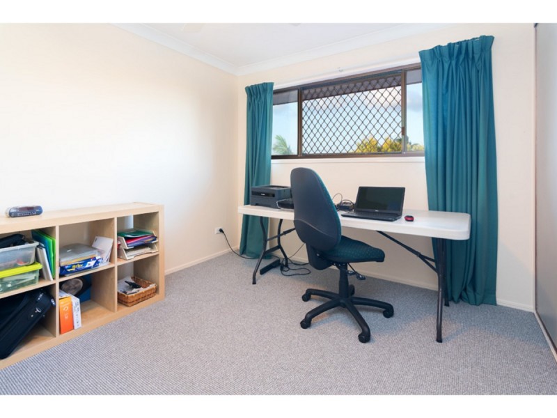 4 Kuhler Court, Carindale QLD 4152