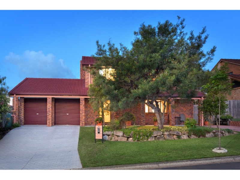 4 Kuhler Court, Carindale QLD 4152