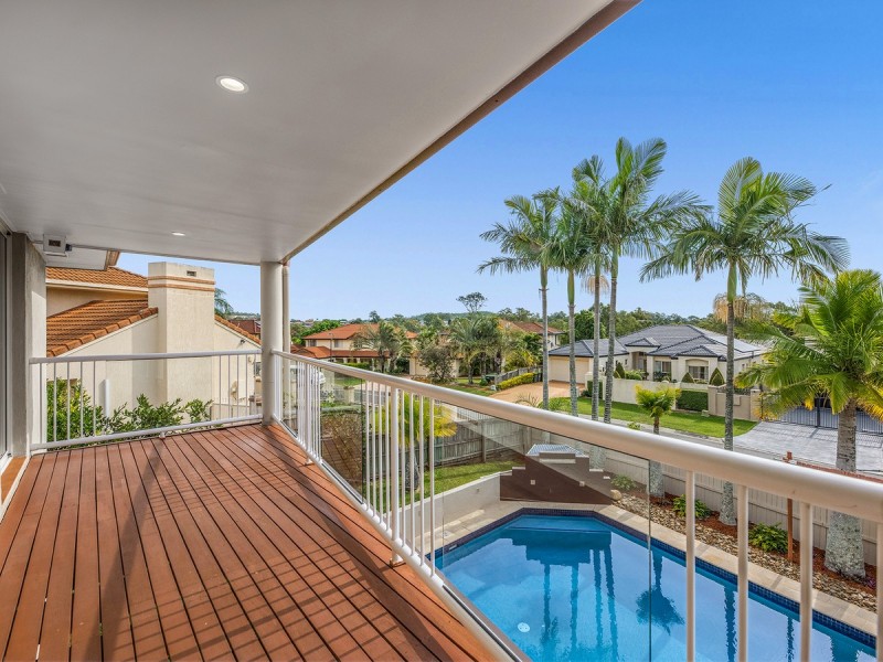 1 Hatherton Crescent, Carindale QLD 4152