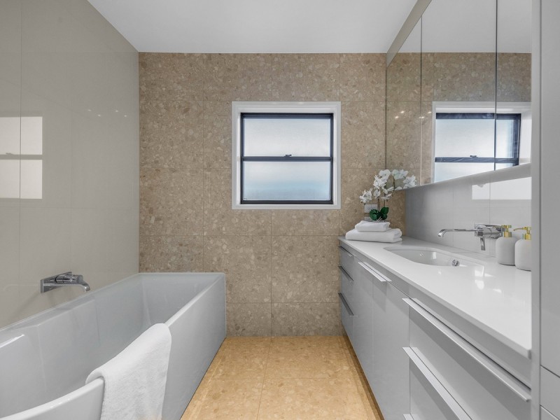 47 Romulus Street, Robertson QLD 4109