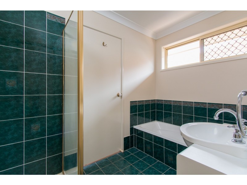 14 Autumn Close, Carina QLD 4152