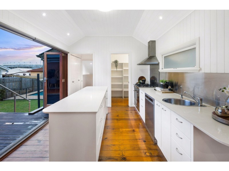 8 Blackall Terrace, East Brisbane QLD 4169