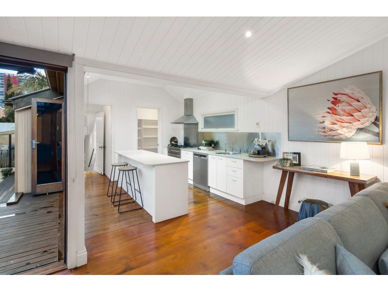 8 Blackall Terrace, East Brisbane QLD 4169