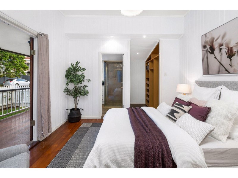 8 Blackall Terrace, East Brisbane QLD 4169