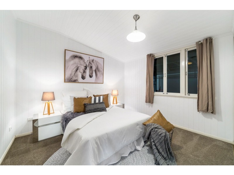 8 Blackall Terrace, East Brisbane QLD 4169