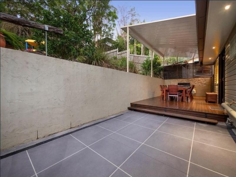 44 Oberon Street, Morningside QLD 4170