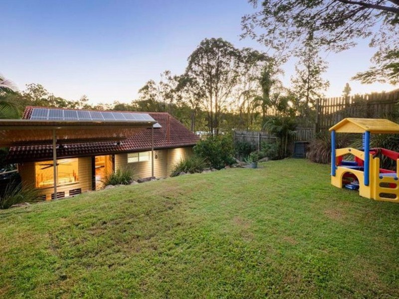 44 Oberon Street, Morningside QLD 4170
