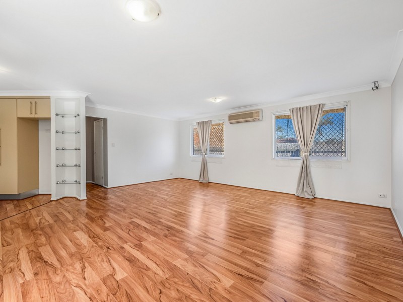 18 Corypha Crescent, Calamvale QLD 4116