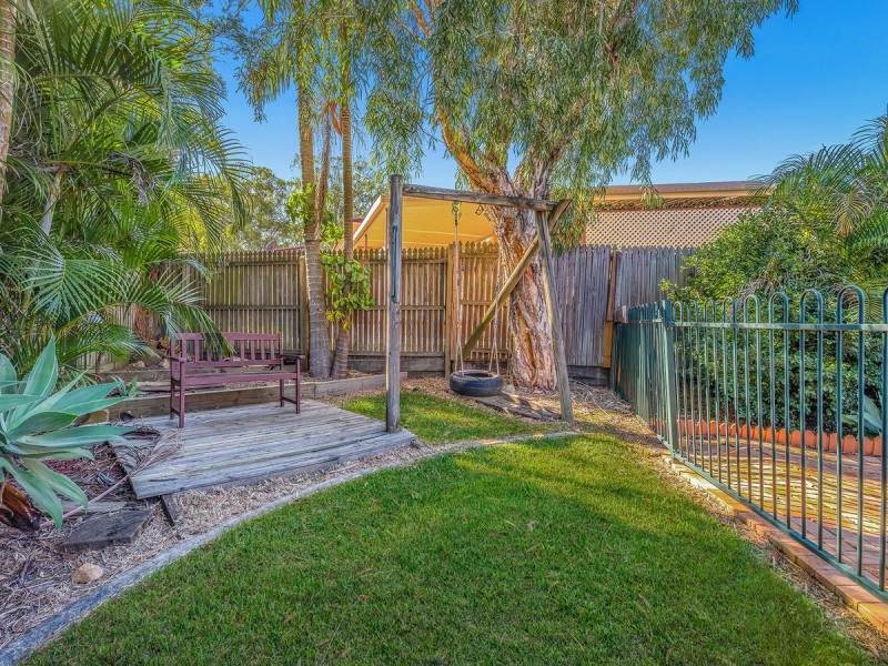 18 Corypha Crescent, Calamvale QLD 4116