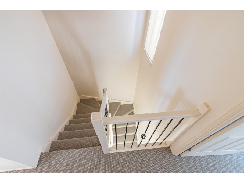 25 Charlotte Street, Carina QLD 4152