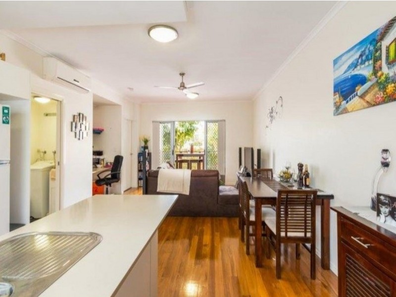 1/59 Adelaide Street, Carina QLD 4152