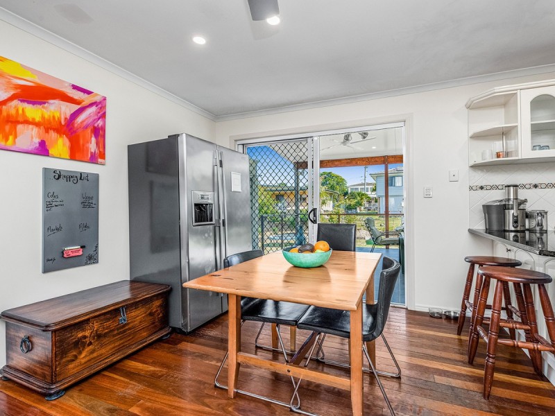 19 Peterglen Street, Wishart QLD 4122