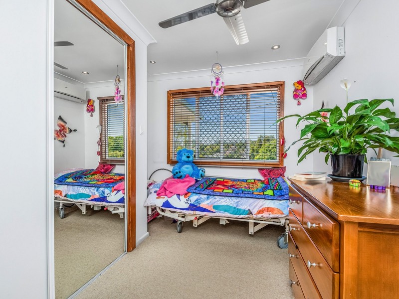 19 Peterglen Street, Wishart QLD 4122