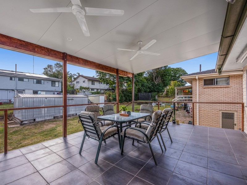 19 Peterglen Street, Wishart QLD 4122