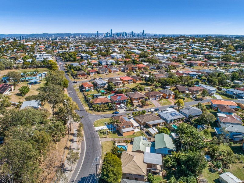 34 Abbott Street, Camp Hill QLD 4152