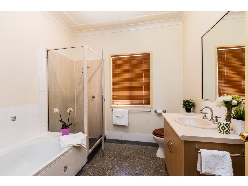 45 Margaret Street, Camp Hill QLD 4152